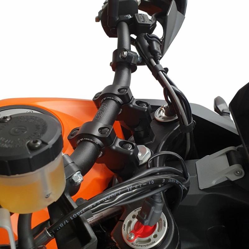 Voigt-MT Handlebar risers 30mm with offset 21mm | KTM 1290 Super Adventure S 17- black anodized