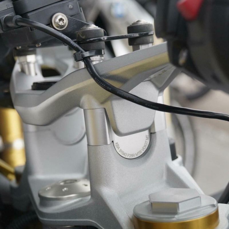 Voigt-MT Handlebar risers 25mm | BMW R1250RS LC 2019- 4x additional special screws | BMW navigation sys.