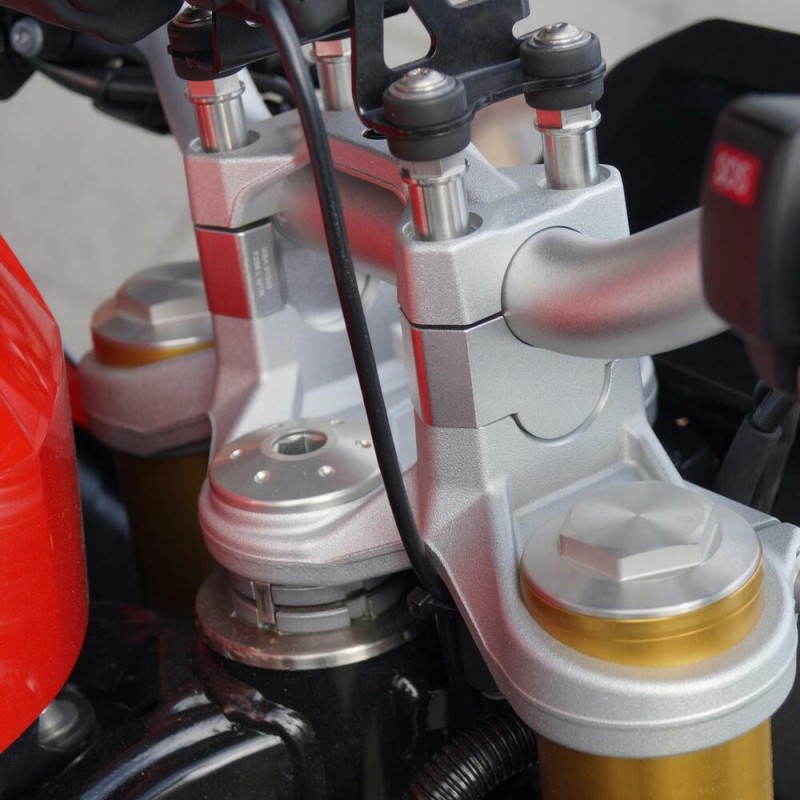 Voigt-MT Handlebar risers 25mm | BMW F 850 GS & F 850 GS Adventure 2018- 4x additional special screws | BMW navigation sys.