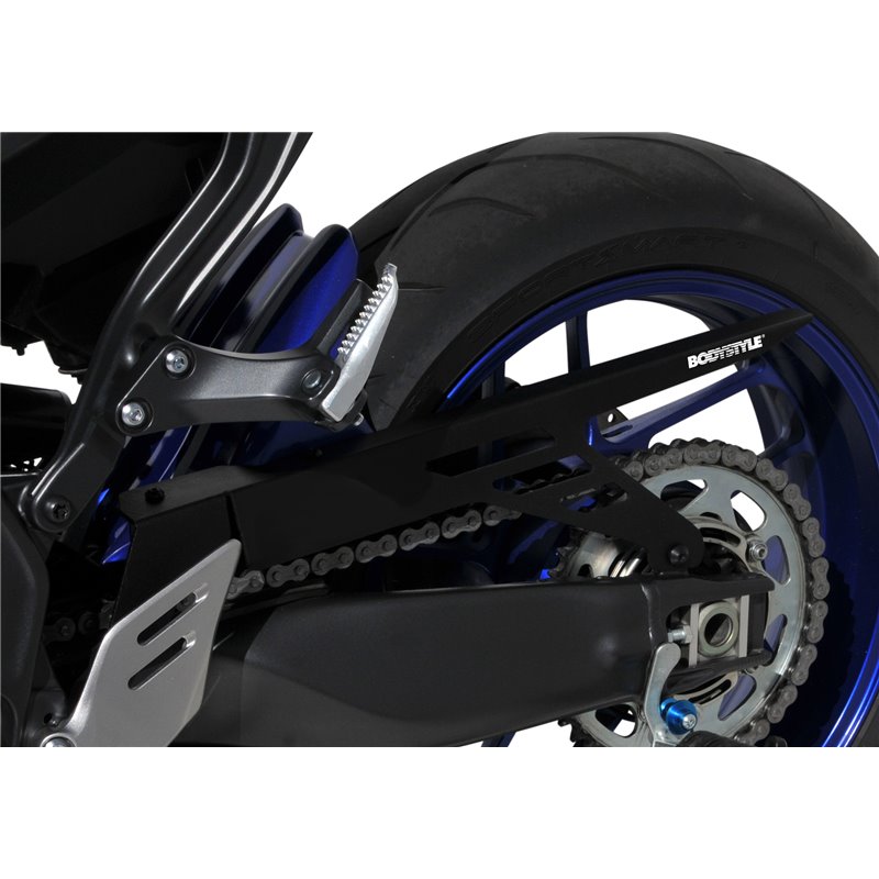 Bodystyle Hugger achterzijde met alu kettingbeschermer Yamaha MT-09/SP blauw